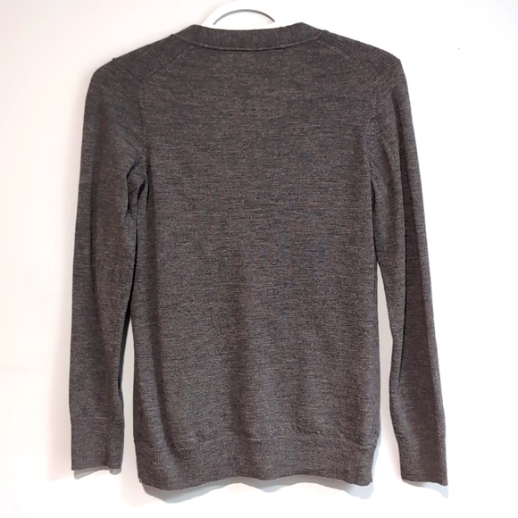 Banana Republic Extra Fine Merino Cardigan Gray Size Medium - Picture 2 of 12
